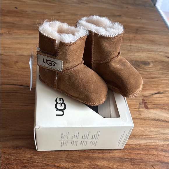 UGG Brown Baby Booties 6-12 months - Picture 1 of 5